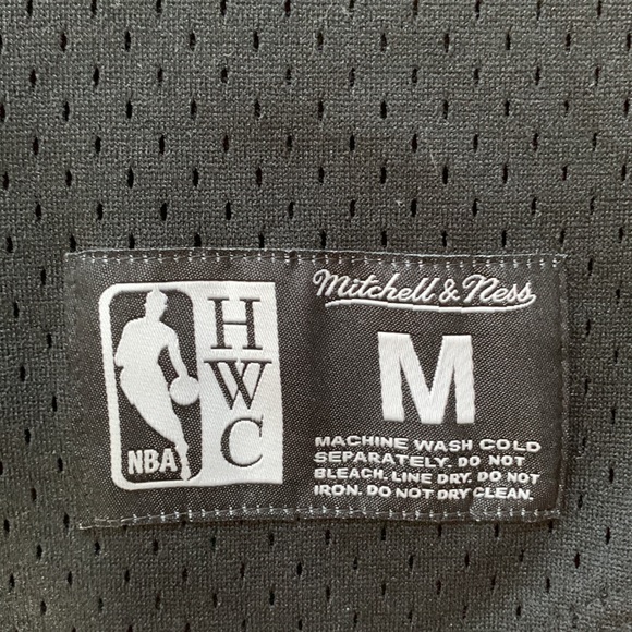 Mitchell & Ness Toronto Raptors Black Mesh Jersey Shirt - Picture 3 of 4